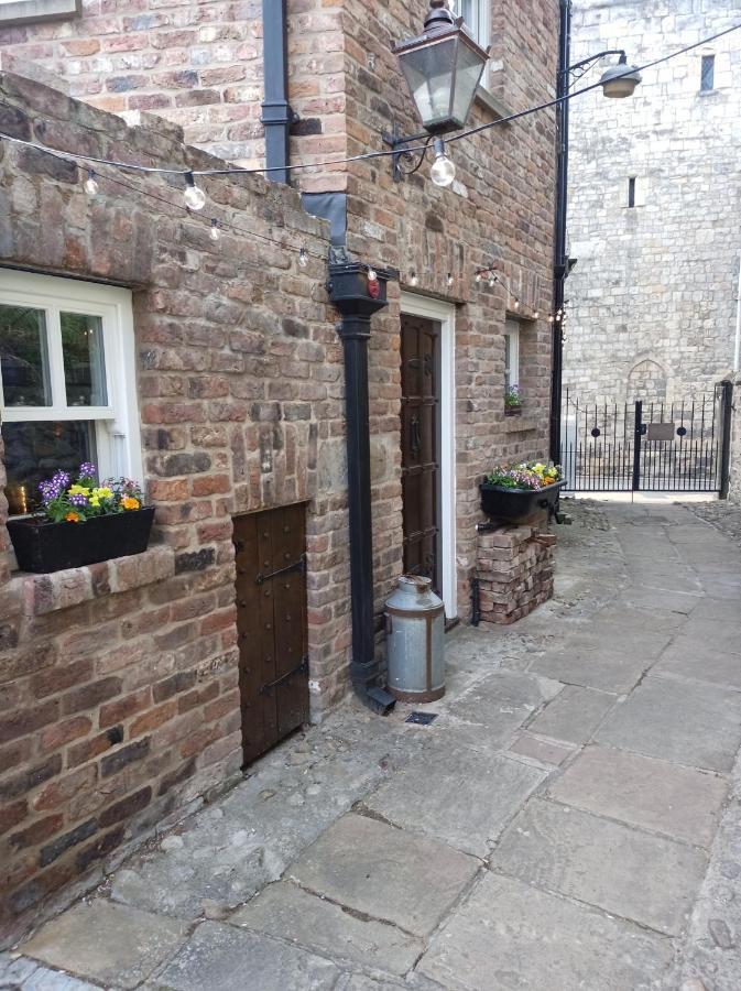 Crookback House Apartment York Exterior photo